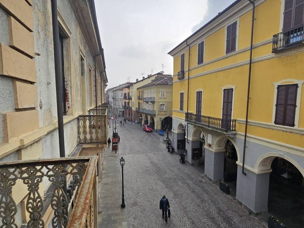 Balcone vista via Torino