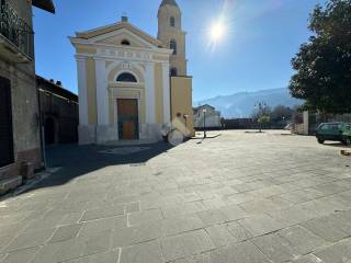 chiesa e piazza