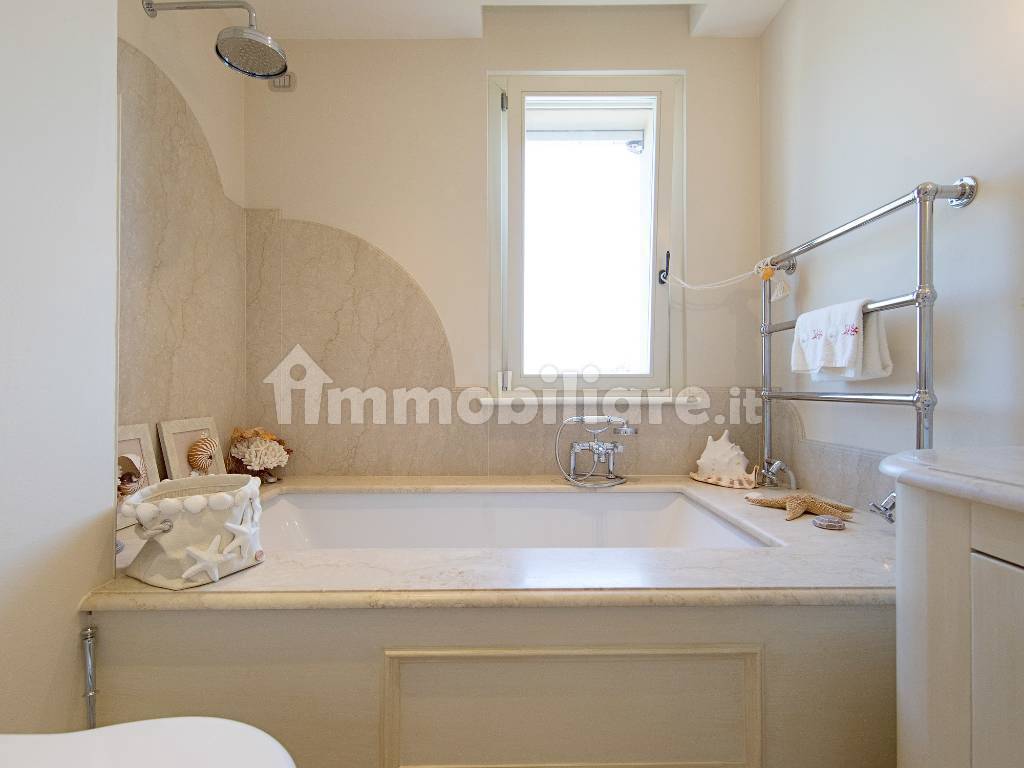 Bagno (1)