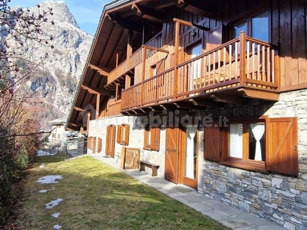 Courmayeur Complesso di 5 appartamenti