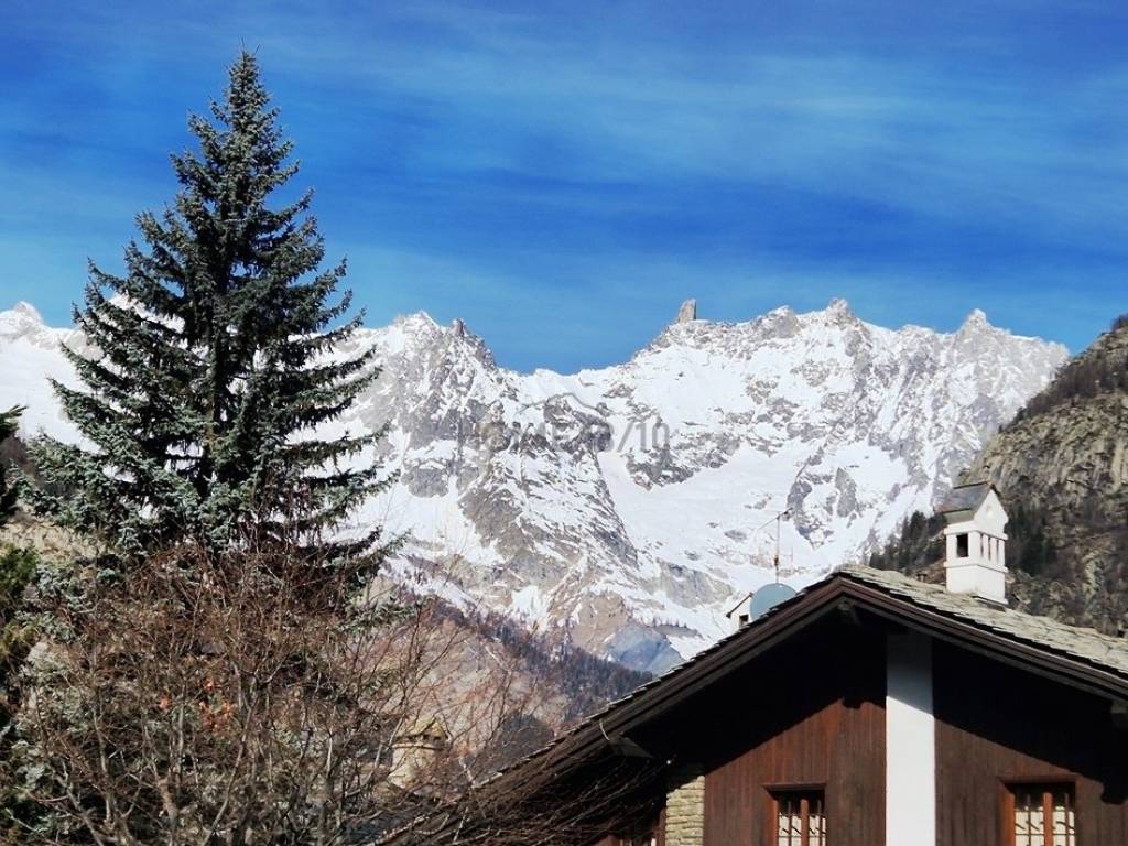 Courmayeur Complesso di 5 appartamenti