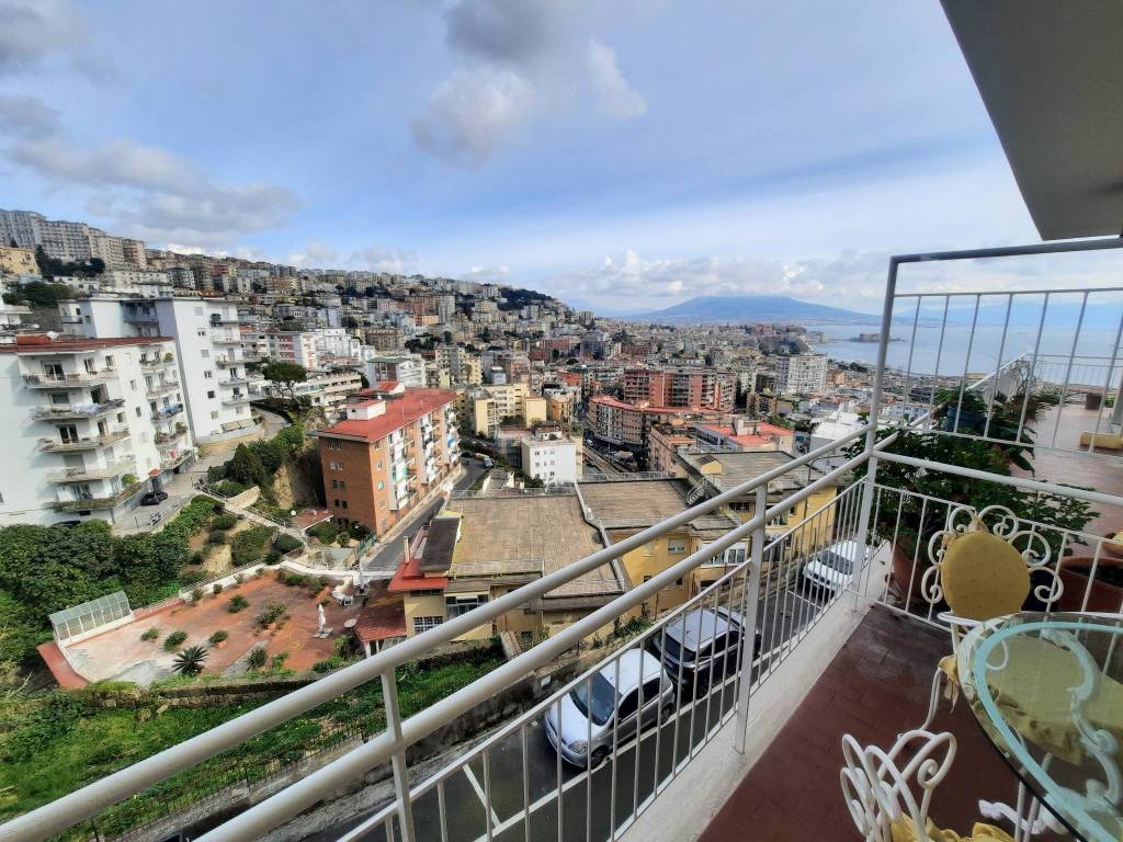 vista collina di napoli