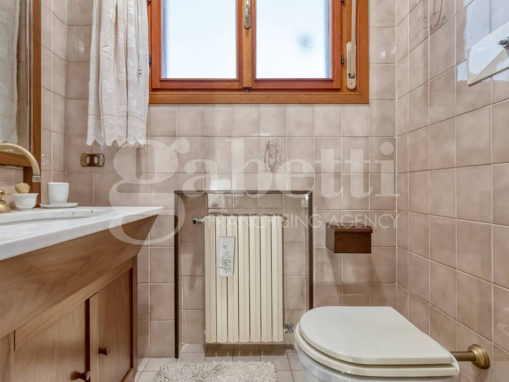 BAGNO DI SERVIZIO