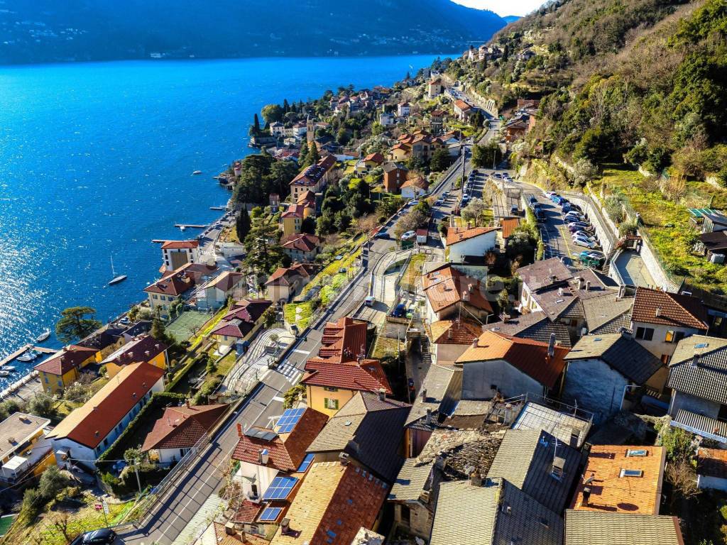 Casa di borgo a Germanello con vista lago