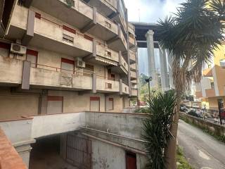 Vendita Appartamento 5 locali in Via Palermo