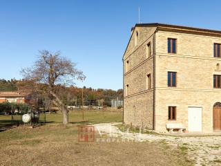 Porzione di casale in pietra