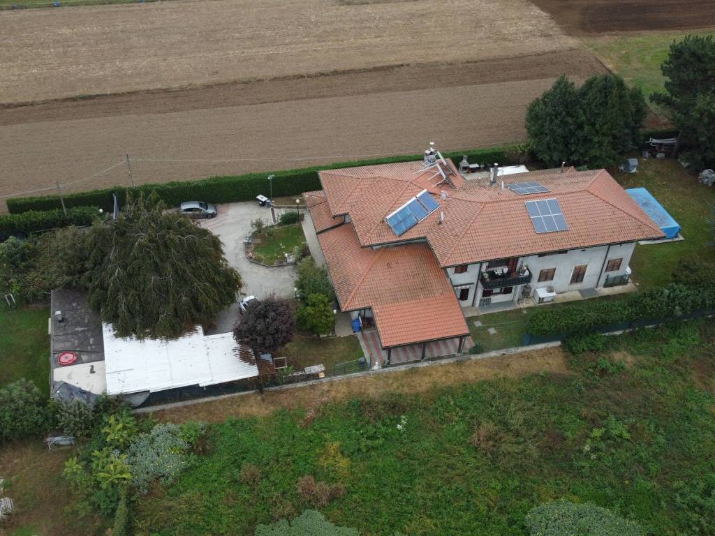 Appartamento in villa a Bulgarograsso