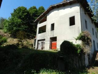 Casa colonica singola in vendita a Lucca (19).JPG
