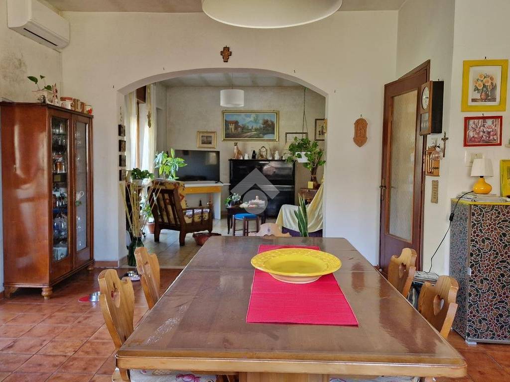 Sala da pranzo e salotto