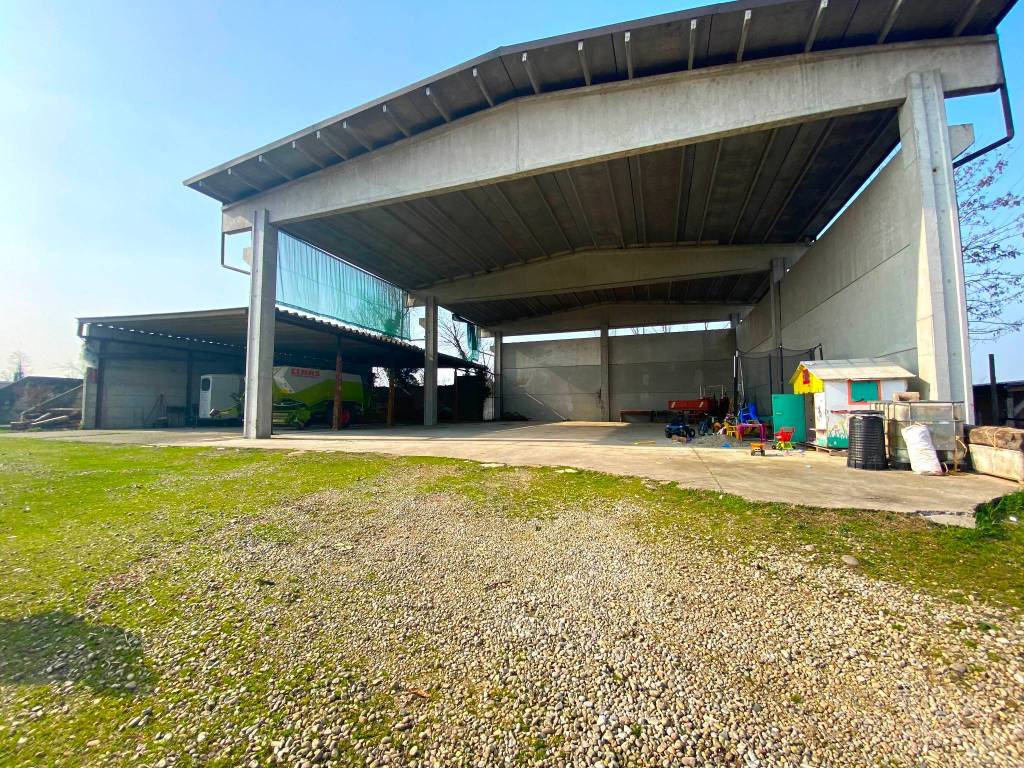 Terreno agricolo cascina belvedere, calcio