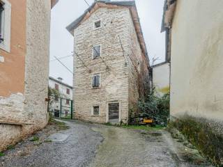 via Dell'Artigliere, Cerna