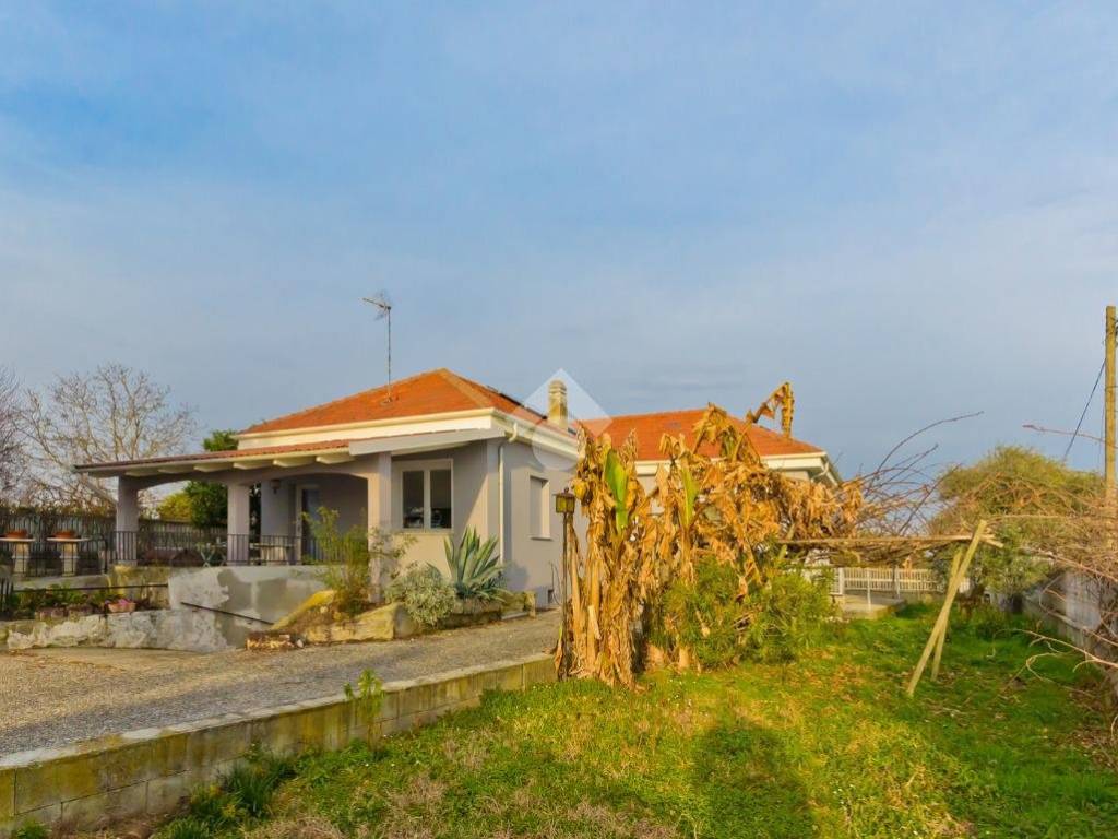 Terratetto unifamiliare strada delle nuvole 18, zona periferica, chieri