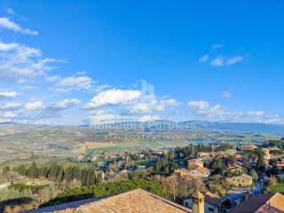 In-Vendita-elegante-attico-a-Todi-Umbria-La-torret