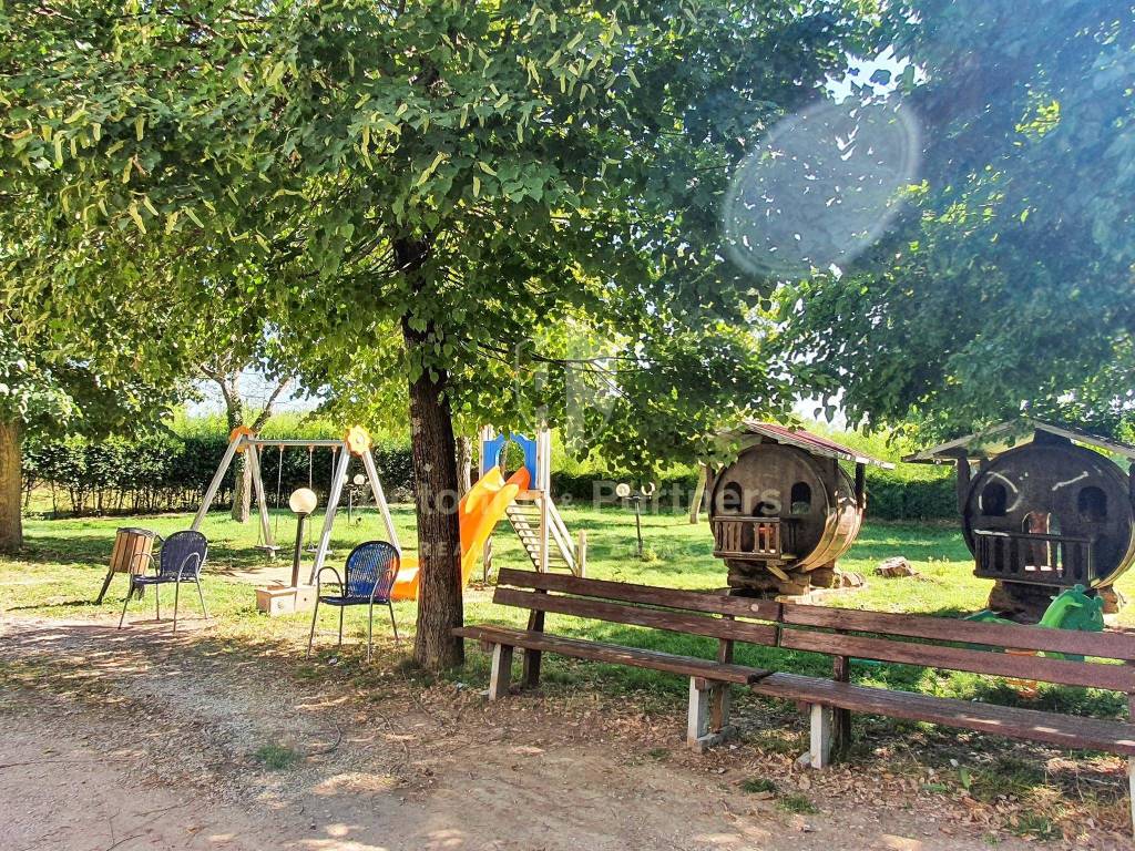 In vendita Spazioso Casale del Grillo a Marsciano 