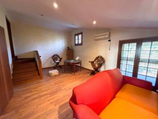 villa singola correzzola parco giardino  11