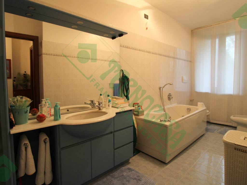 Bagno piano terra