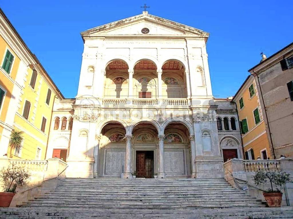 carrara-cattedrale-.jpg