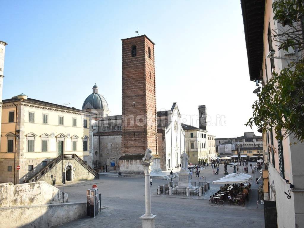 PIETRASANTA