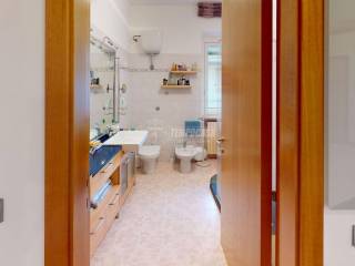 3A-Via-Giovanni-Abbadini-Bathroom 1