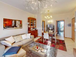 3A-Via-Giovanni-Abbadini-Living-Room