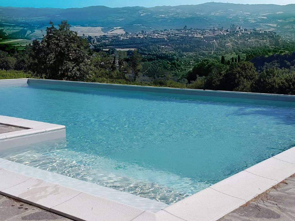 pool view