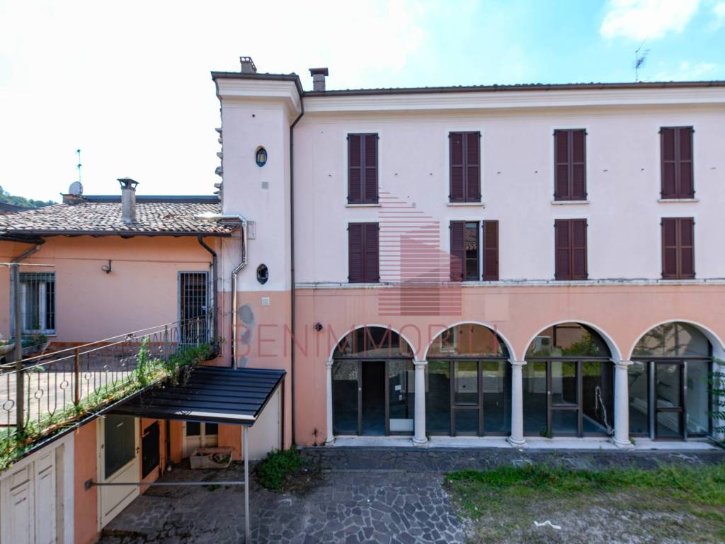 Palazzo Gussago centro (15).jpg