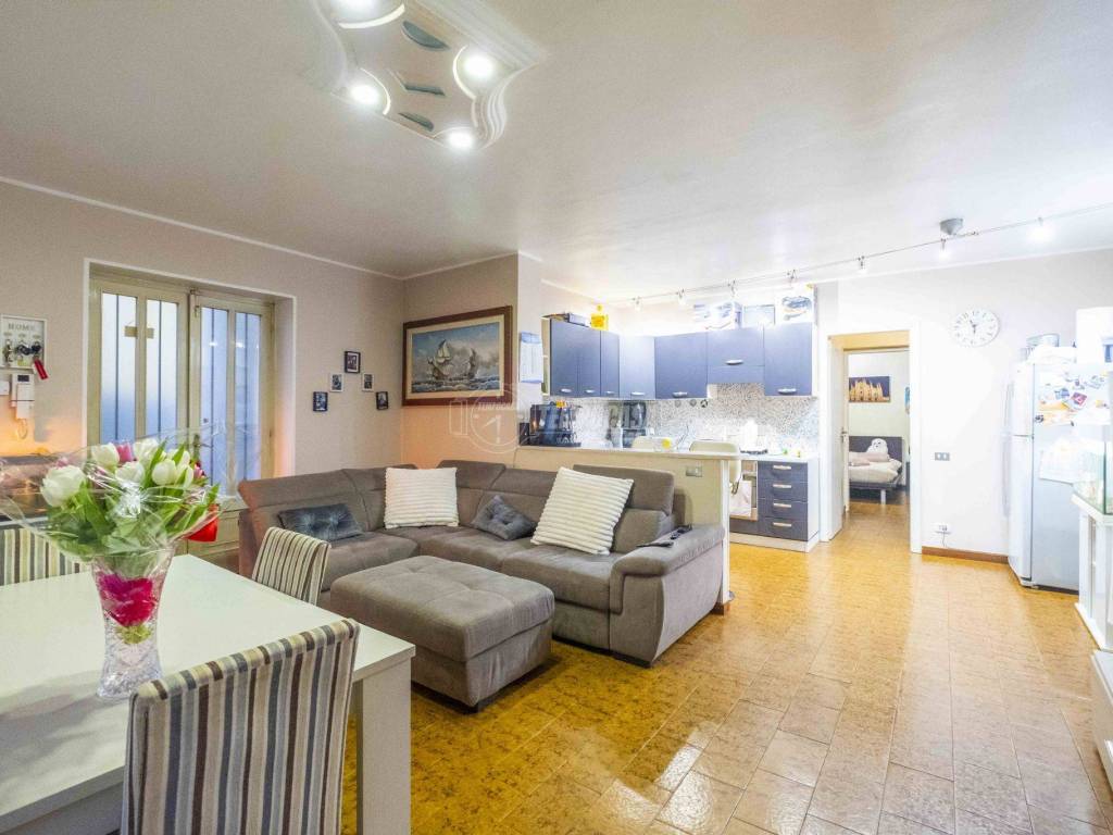 Vendita Appartamento Galliate. Quadrilocale in viale Beato Quagliotti ...