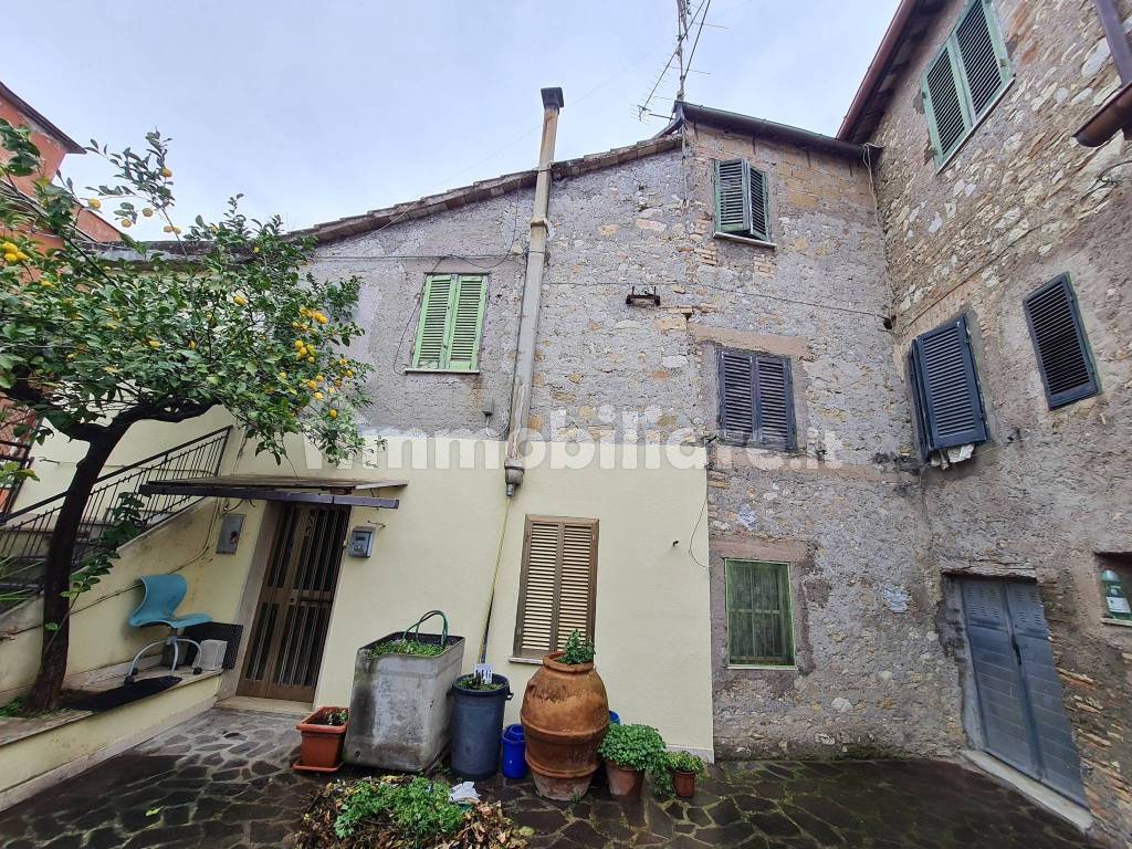 3-room flat via Roma, Canneto, Fara in Sabina