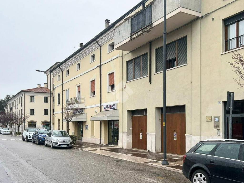 Ufficio - studio viale dei caduti 38, centro, legnago