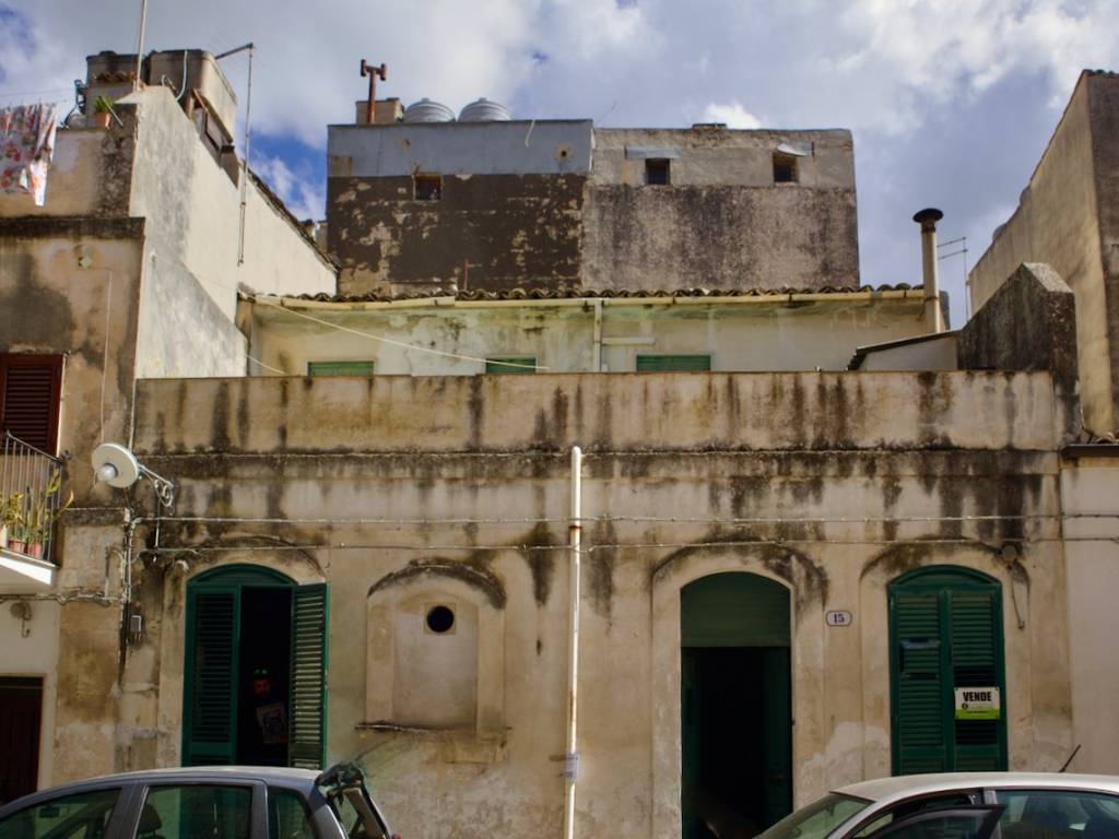 Terratetto unifamiliare via san domenico 15, ibla, ragusa