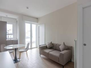 2-room flat via Derna 15, Cimiano, Milan