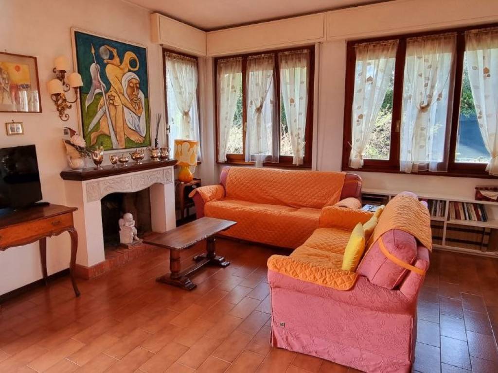 Villa bifamiliare via giuseppe viner, centro, forte dei marmi