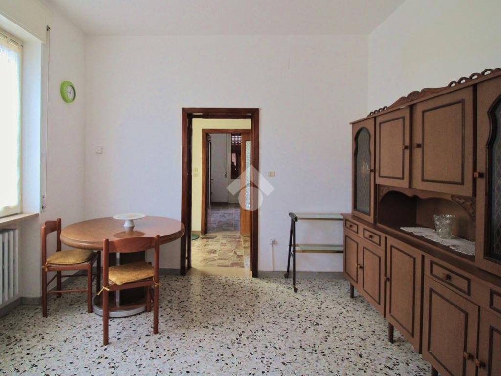 Sala da pranzo e cucina piano rialzato