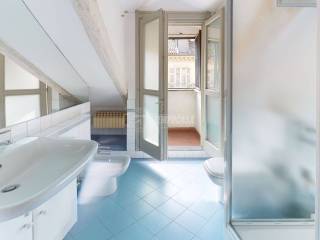 19-Via-Giuseppe-Mazzini-Bathroom(1)