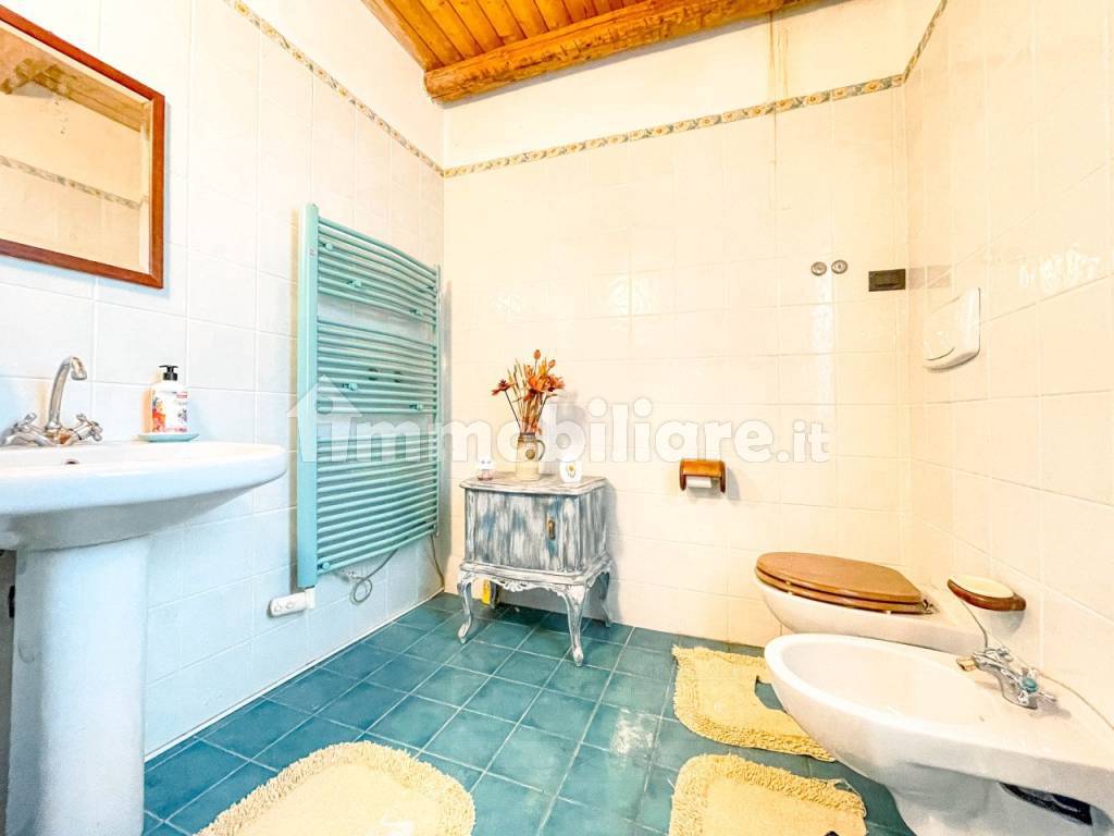 casa vendita castelletto bagno9