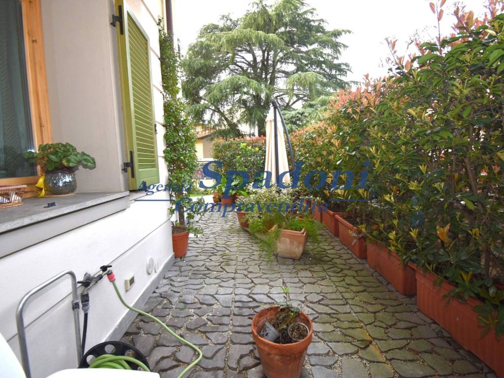 giardino fronte