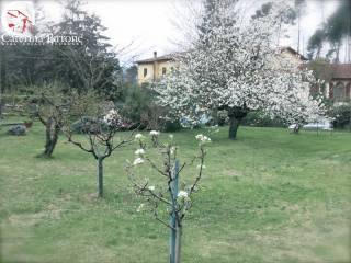 Pelago, Diacceto vendesi porzione di villa moderna con giardino