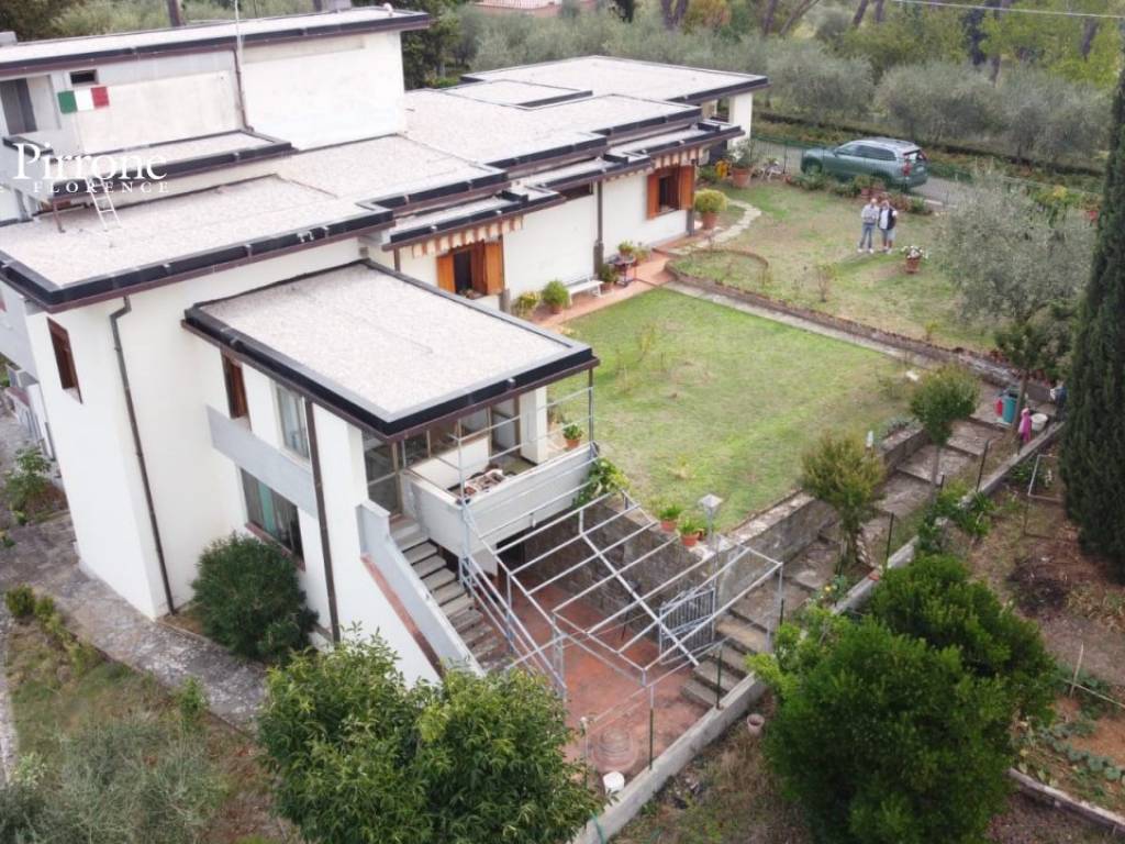 FIRENZE SUD VENDESI VILLA MODERNA