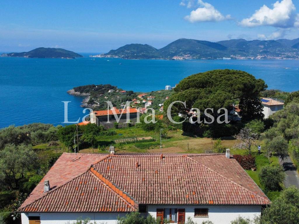 vendita-villa-bifamiliare-in-via-zanelli-lerici-buono-stato-posto