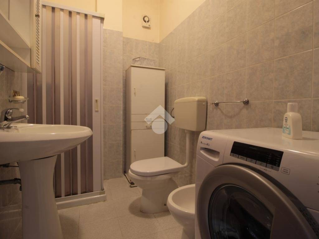 27-bagno di servizio