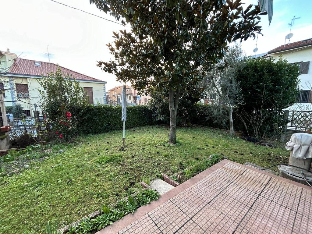 quadrilocale-bovisio-villa-