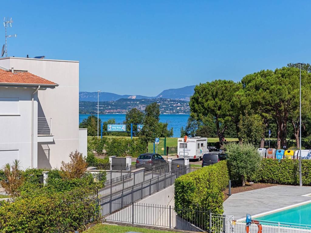 VISTA LAGO DAL TERRAZZO