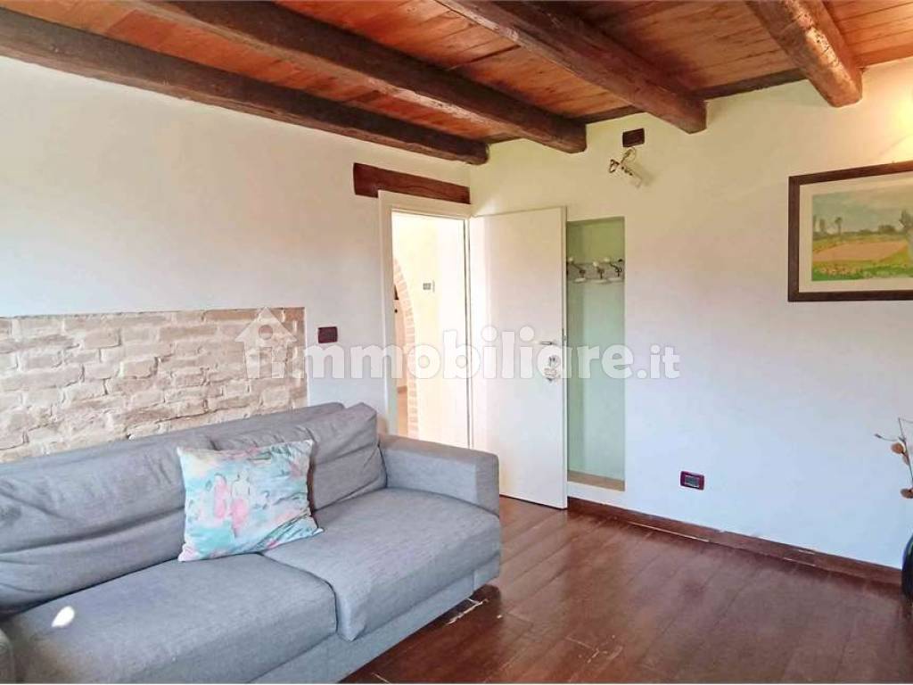 SPINEA VILLA/RUSTICO RISTRUTTURATO CON PISCINA