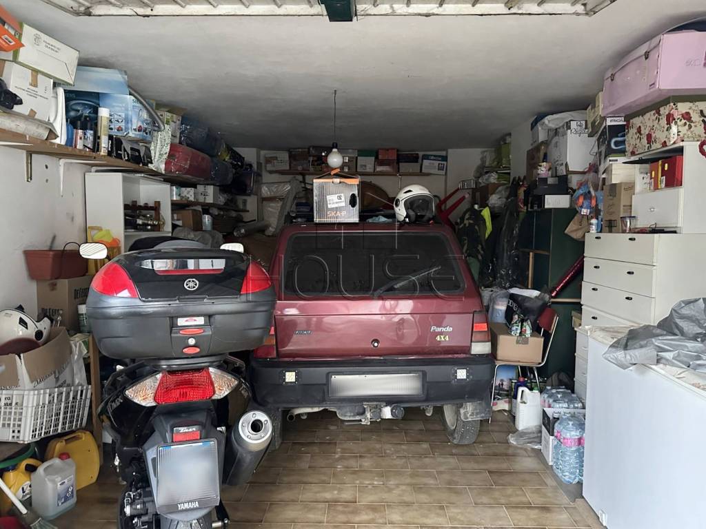 garage