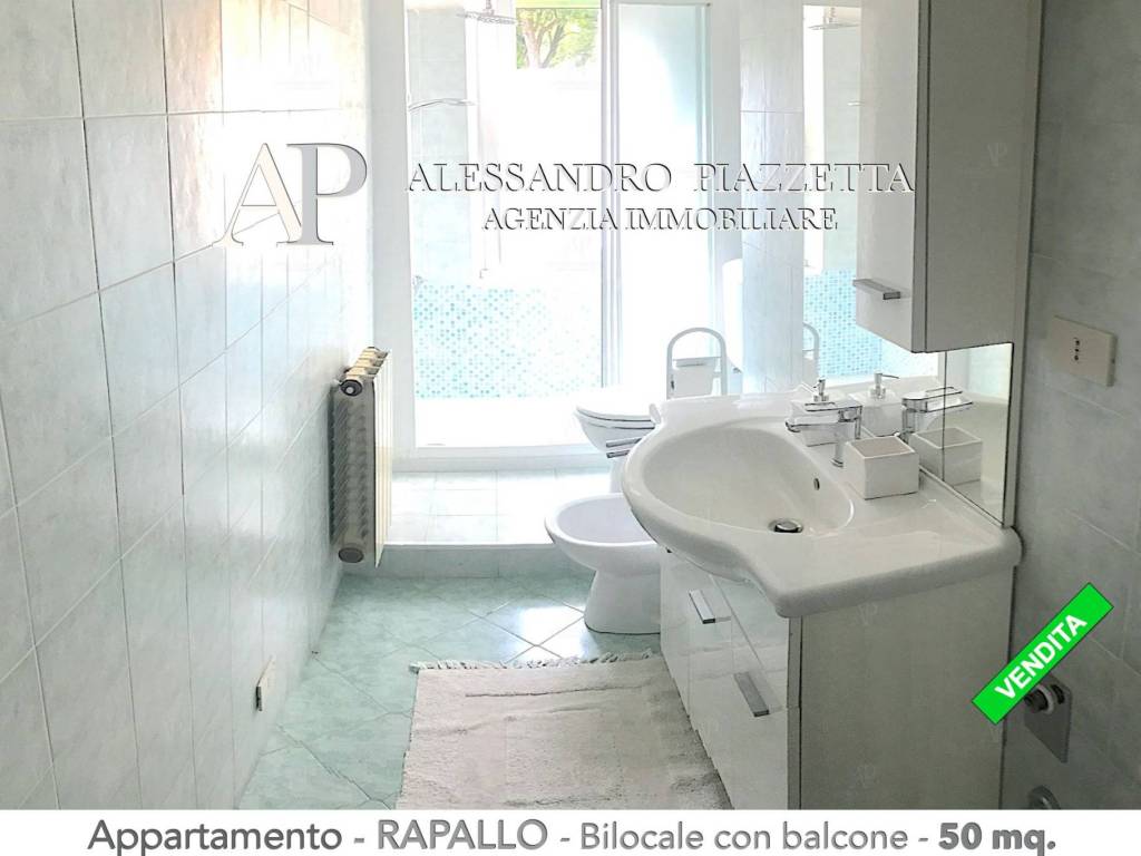 Bagno con doccia