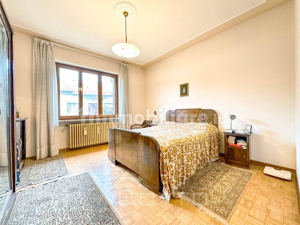 villa vendita crevacuore letto