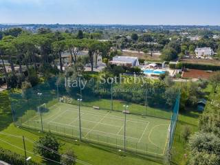 campo da tennis e calcetto