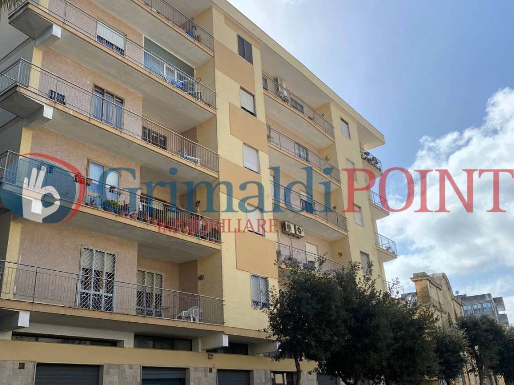 Vendita Appartamento in via Lequile 1. Lecce. Da ristrutturare, quinto