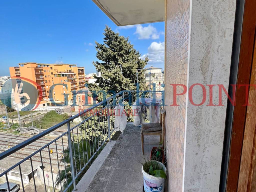 Vendita Appartamento in via Lequile 1. Lecce. Da ristrutturare, quinto
