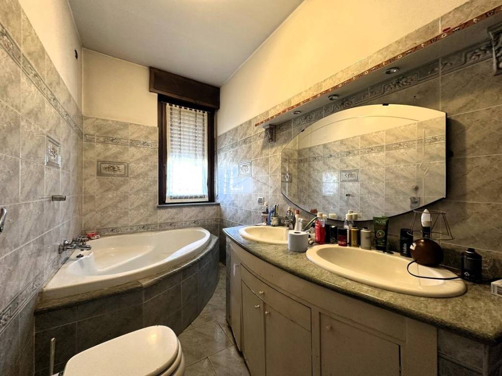 Bagno Piano Primo